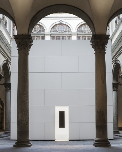<strong>Anish Kapoor, Subject of Solo Exhibition <em>Anish Kapoor. Untrue Unreal</em> at Palazzo Strozzi, Florence, Italy</strong>